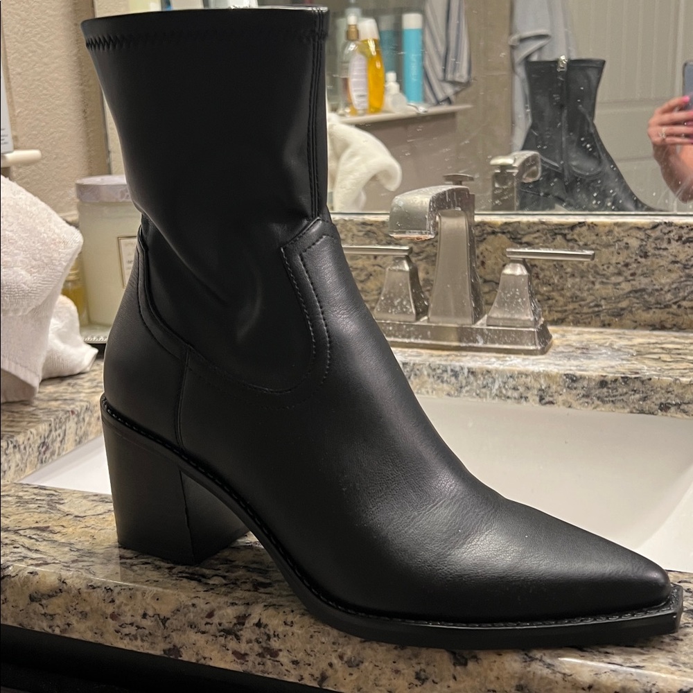 Dolce Vita Black Heeled Boots - Picture 5 of 5